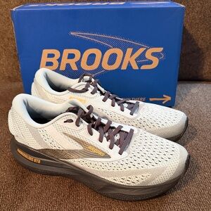 Brooks Adrenaline GTS 24